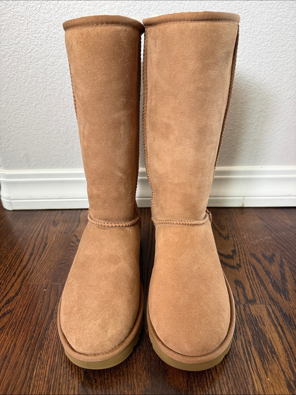 New!! UGG Tall Suede Boots in Chestnut Tan